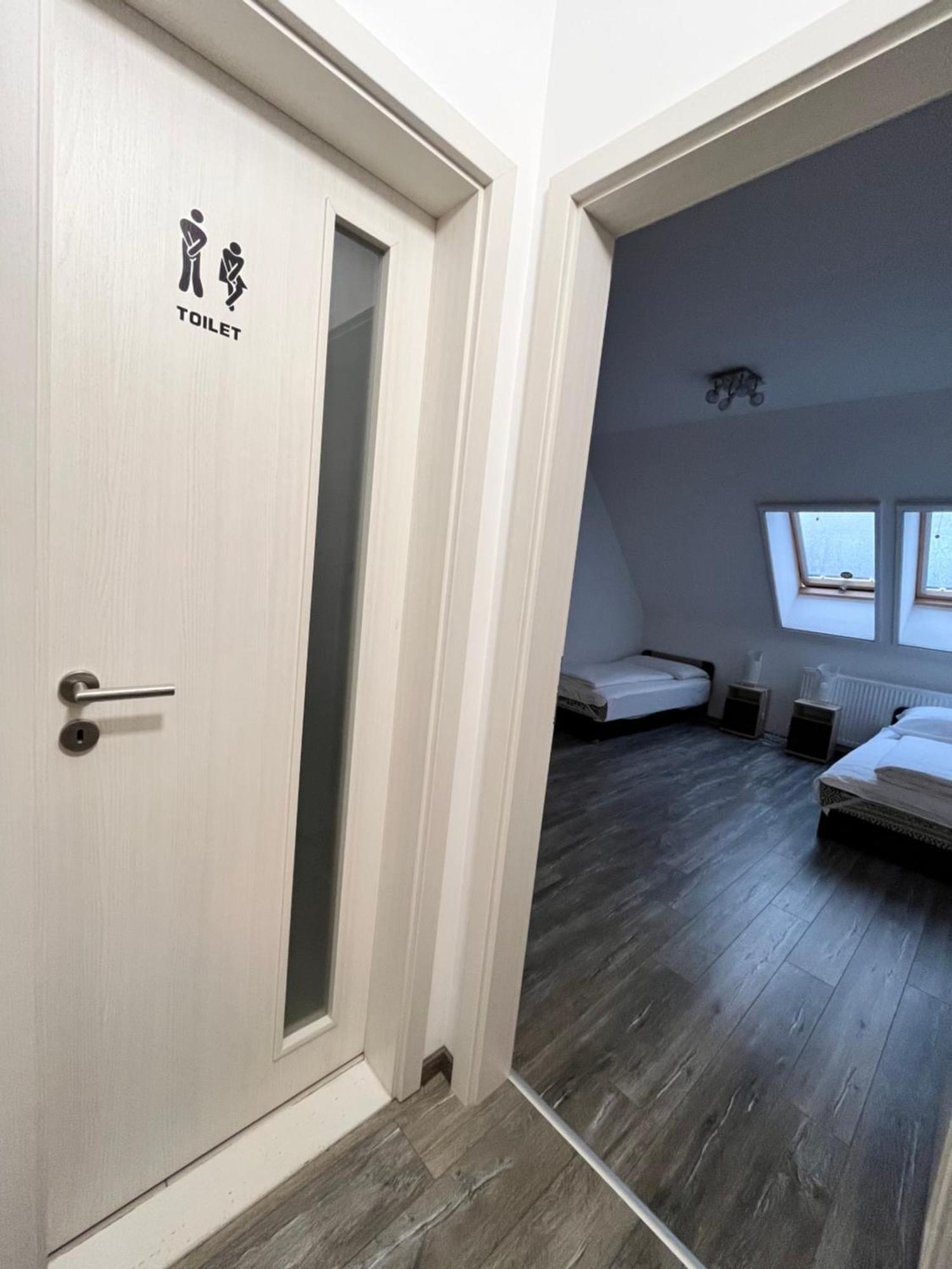 Rediapartmanok Boedapest Buitenkant foto