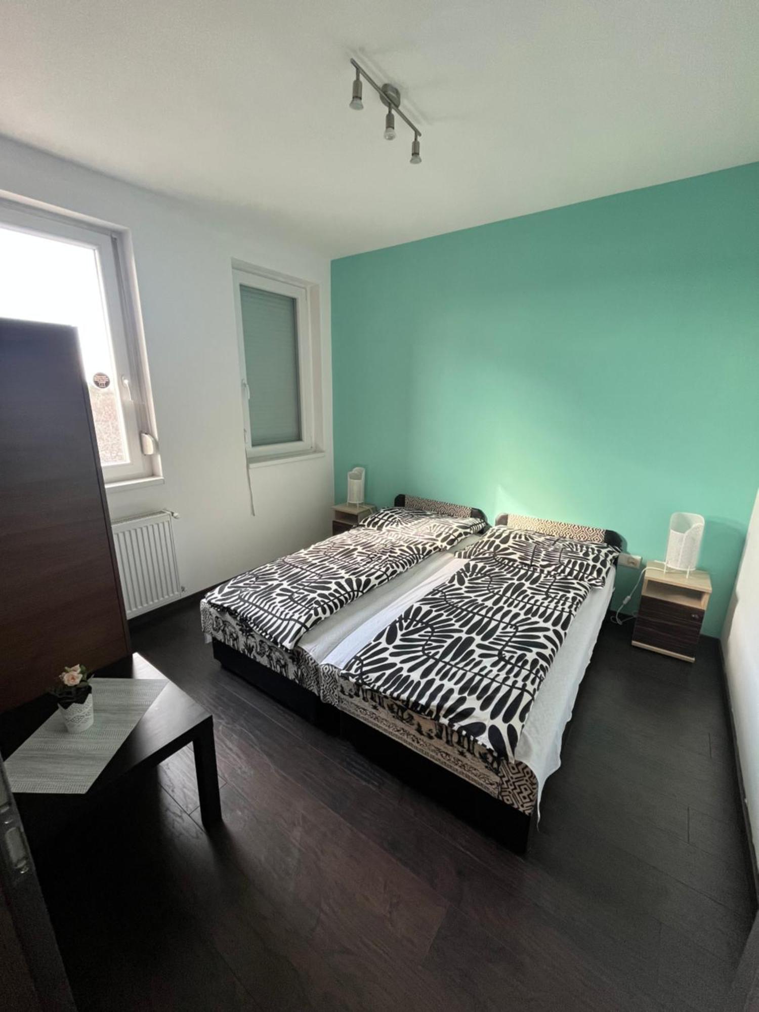Rediapartmanok Boedapest Buitenkant foto
